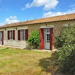 Domaine Prive Pour 28 Personnes Avec Piscine Chauffee *
