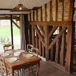 Domaine Prive Pour 28 Personnes Avec Piscine Chauffee Holiday home *