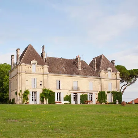 Domaine Prive Pour 28 Personnes Avec Piscine Chauffee Eygurande-et-Gardedeuil