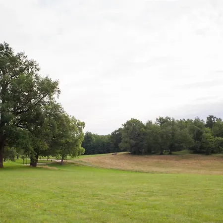 Domaine Prive Pour 28 Personnes Avec Piscine Chauffee *