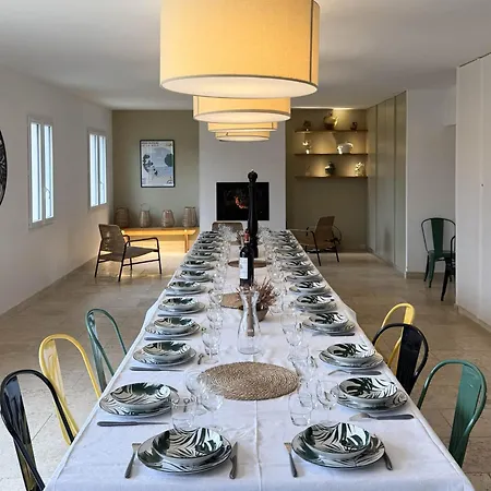 Domaine Prive Pour 28 Personnes Avec Piscine Chauffee Eygurande-et-Gardedeuil